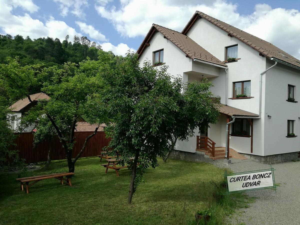 Boncz Udvar Praid Exterior foto